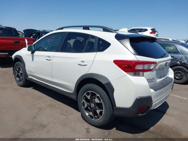 Subaru naturally aspirated 2018 JF2GTABCXJH331353 Image 3