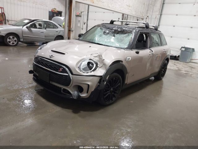 2023 MINI CLUBMAN WMWXJ1C07P2T04175 Photo 1