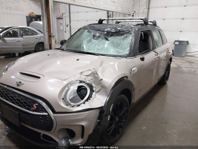 2023 MINI CLUBMAN WMWXJ1C07P2T04175 Photo 5