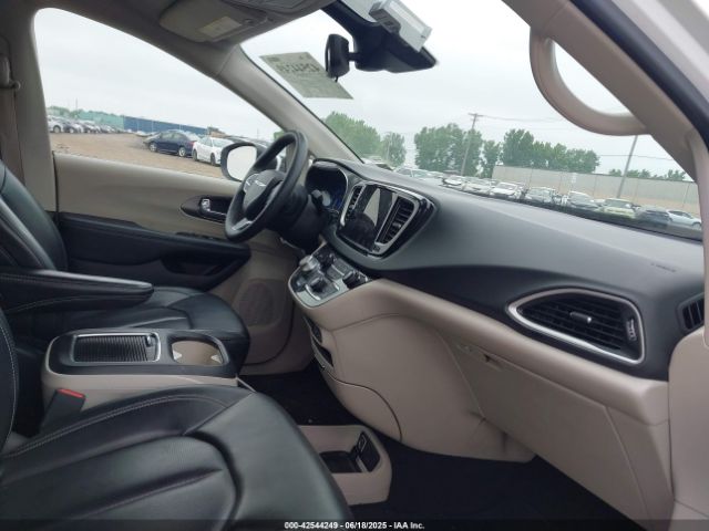 2023 CHRYSLER PACIFICA 2C4RC1BG7PR533185 Photo 4