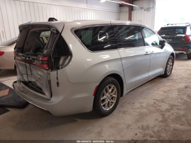 2024 CHRYSLER PACIFICA 2C4RC1BG9RR172836 Photo 3