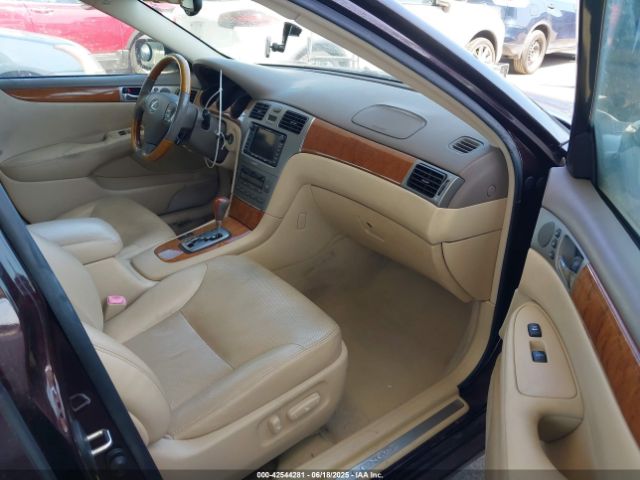 2005 LEXUS ES 330 JTHBA30G055104131 Photo 4