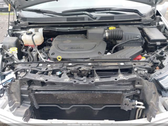 2024 CHRYSLER PACIFICA 2C4RC1BG3RR139816 Photo 9
