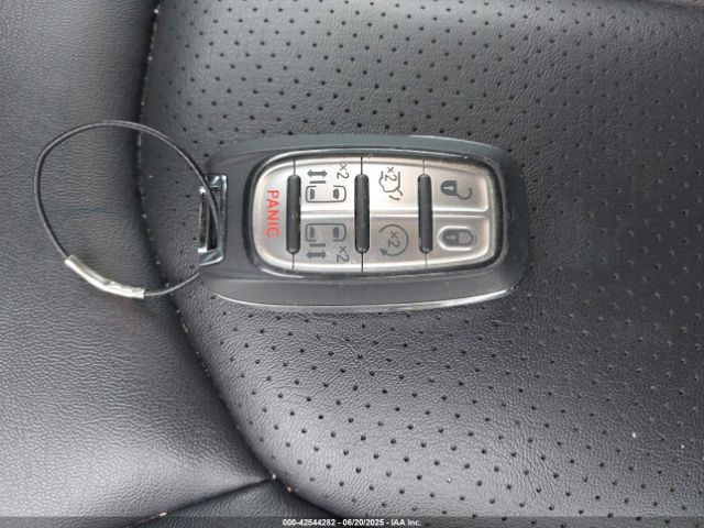 2024 CHRYSLER PACIFICA 2C4RC1BG3RR139816 Photo 10