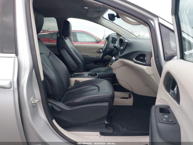 2024 CHRYSLER PACIFICA 2C4RC1BG3RR139816 Photo 4