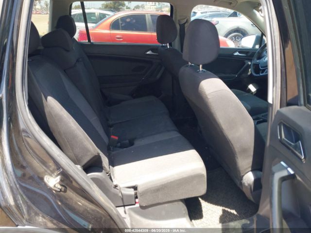 3VV1B7AX0JM075316 Volkswagen 2018