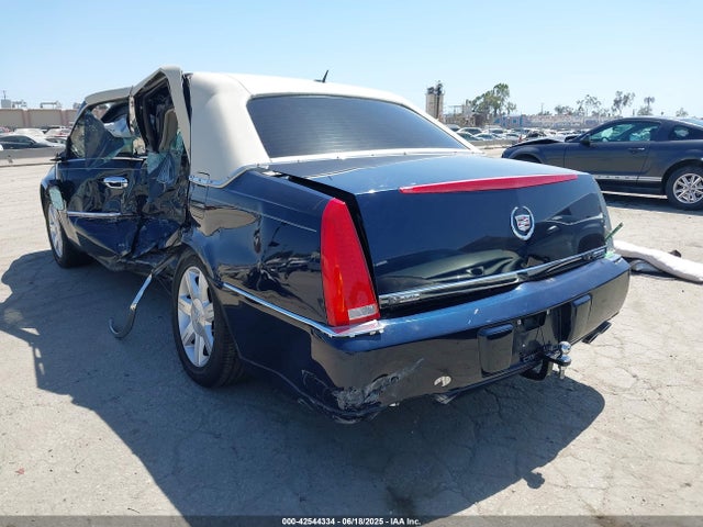 2007 CADILLAC DTS 1G6KD57Y47U109329 Photo 2