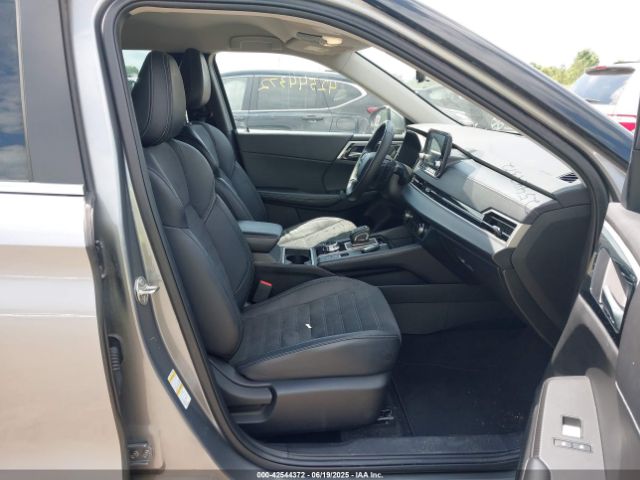 2023 MITSUBISHI OUTLANDER JA4J4UA80PZ025145 Photo 4