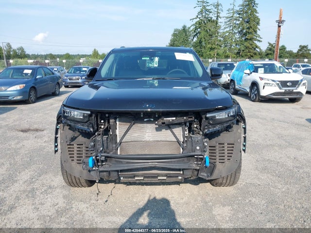 1C4RJYB6XP8913834 Jeep Grand Cherokee