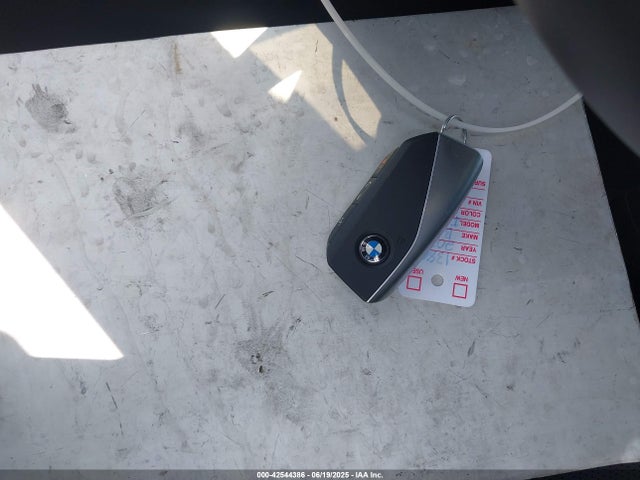 WB523CF04SCT83589 BMW Ix