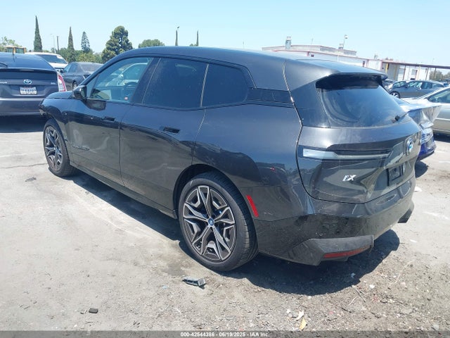 WB523CF04SCT83589 BMW Ix