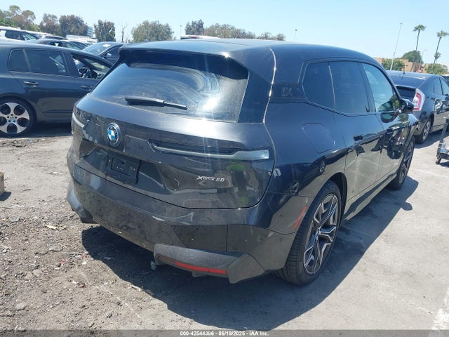 WB523CF04SCT83589 BMW Ix