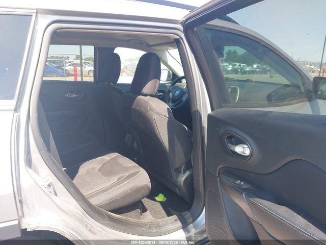 Jeep Cherokee 2015 1C4PJMCS5FW750595 Image 8