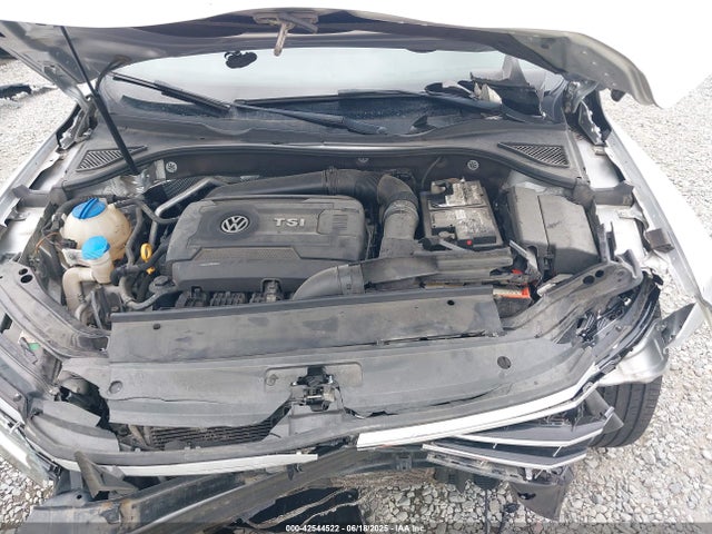 1VWBT7A39GC063234 Volkswagen 2016