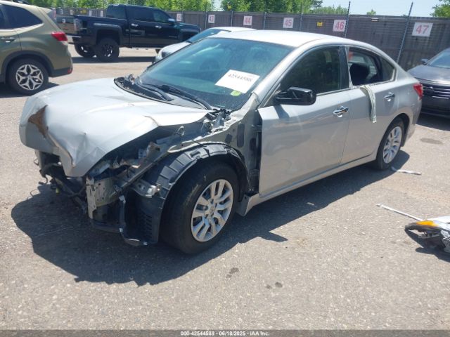 1N4AL3AP8GC263652 Nissan 2016