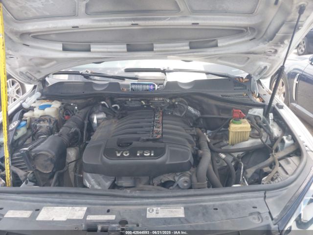 2012 VOLKSWAGEN TOUAREG WVGEF9BP2CD007138 Photo 9