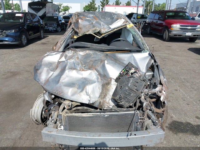 1C4NJCBA9GD743057 Jeep 2016