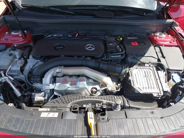 W1N4M4GBXRW380231 Mercedes-Benz m260