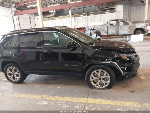 Jeep Compass 2025 3C4NJDBN5ST570777 Image 14