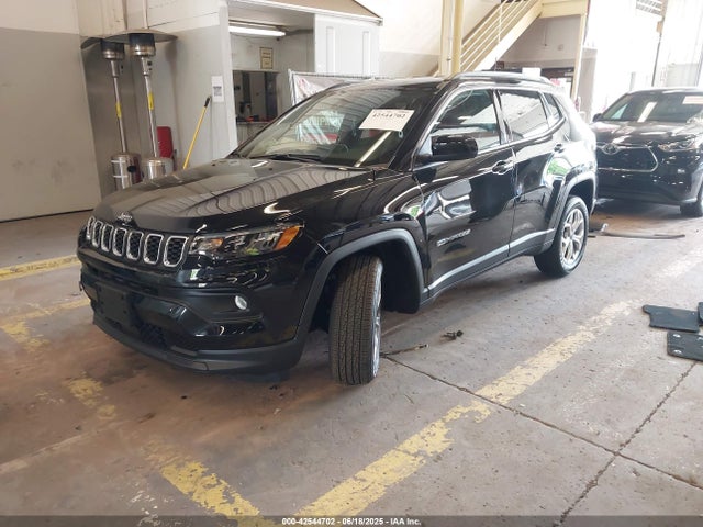 Jeep Compass 2025 3C4NJDBN5ST570777 Image 2
