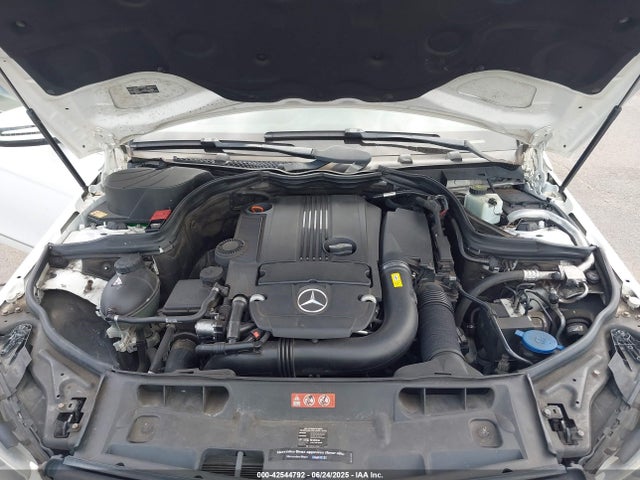 WDDGF4HB8ER315681 Mercedes-Benz C-Class