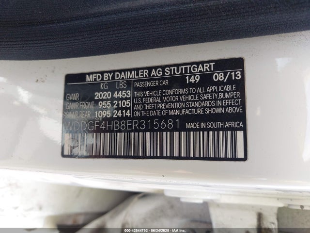 WDDGF4HB8ER315681 Mercedes-Benz C-Class