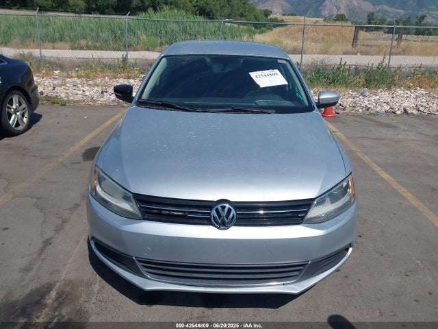 3VWD17AJ6EM234451 Volkswagen 2014