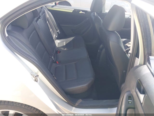 3VWD17AJ6EM234451 Volkswagen 2014