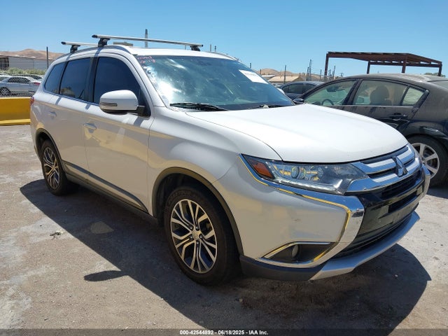 2017 MITSUBISHI OUTLANDER JA4AZ3A3XHZ013571 Photo 0