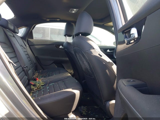 KIA Forte 2023 3KPF54AD8PE686827 Image 22