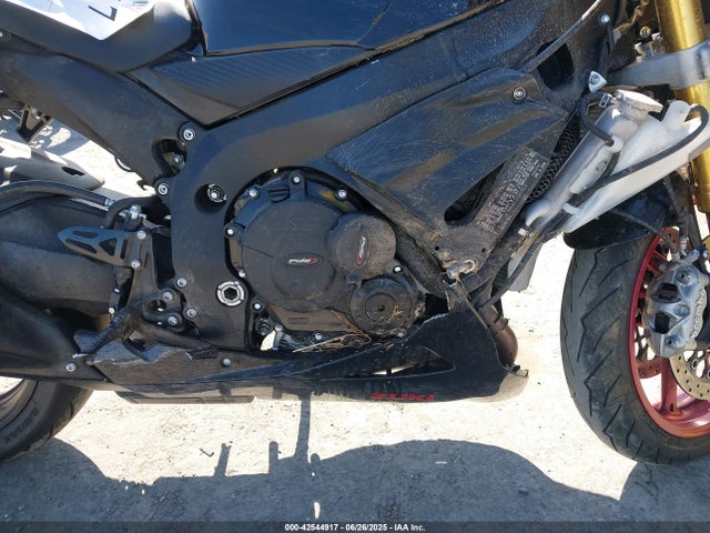 Suzuki R747- 2016 JS1GR7MA4G2100904 Image 8