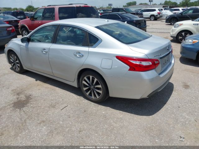 2017 NISSAN ALTIMA 1N4AL3AP0HC247026 Photo 2