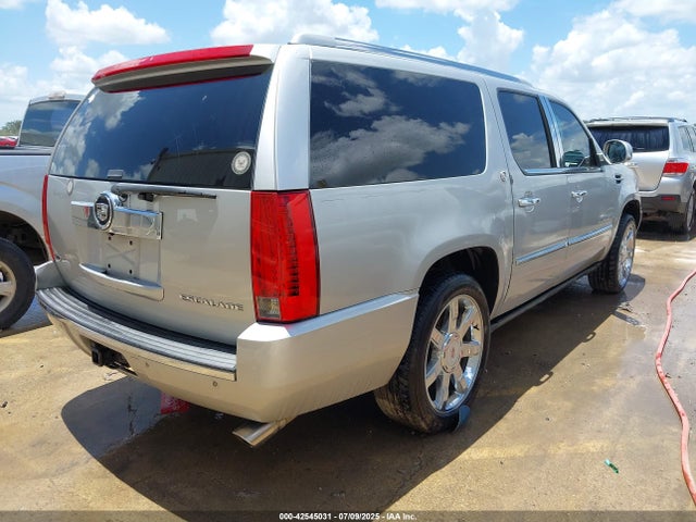 2011 CADILLAC ESCALADE ESV 1GYS3JEF0BR181757 Photo 3