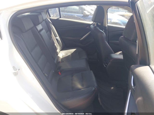 JM1GJ1W57F1186918 Mazda 2015