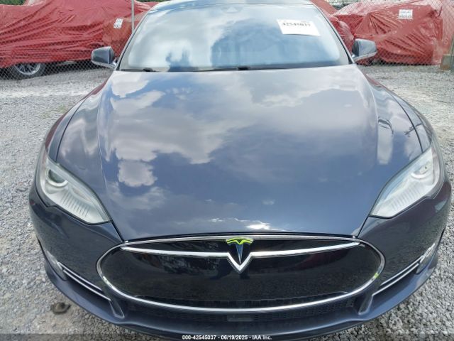 2015 TESLA MODEL S 5YJSA1H22FFP75086 Photo 9