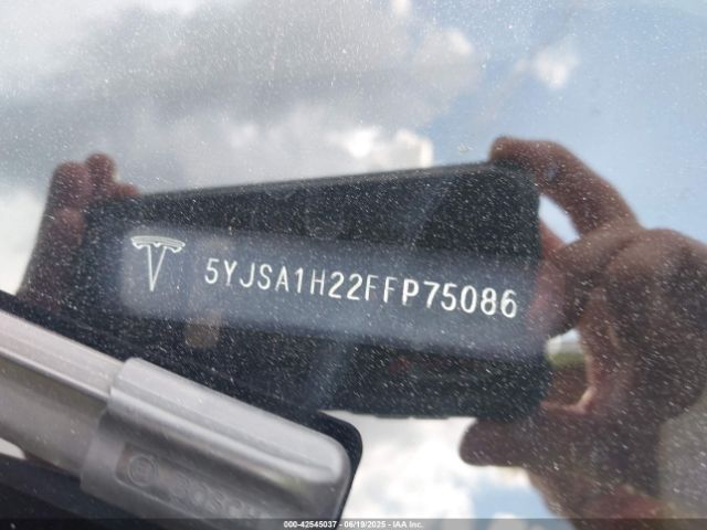 2015 TESLA MODEL S 5YJSA1H22FFP75086 Photo 8