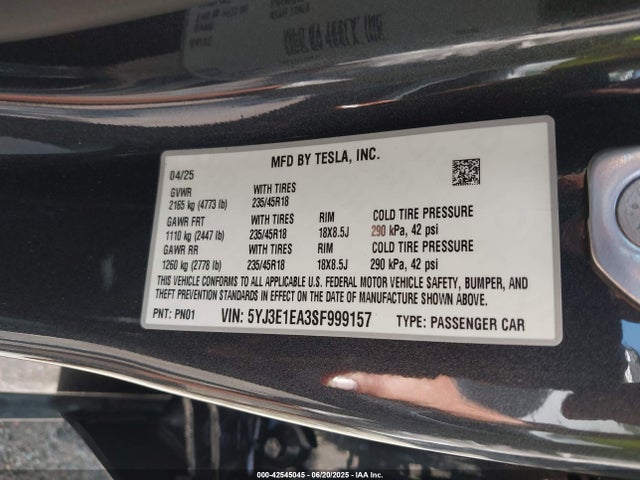 2025 TESLA MODEL 3 5YJ3E1EA3SF999157 Photo 8