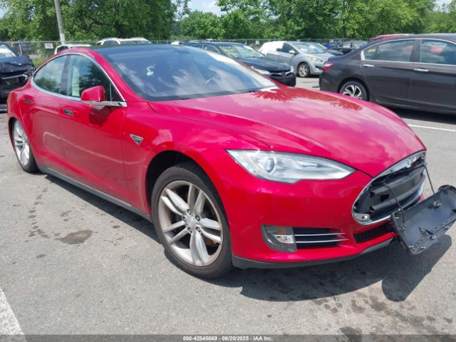2013 TESLA MODEL S 5YJSA1CN2DFP21558
