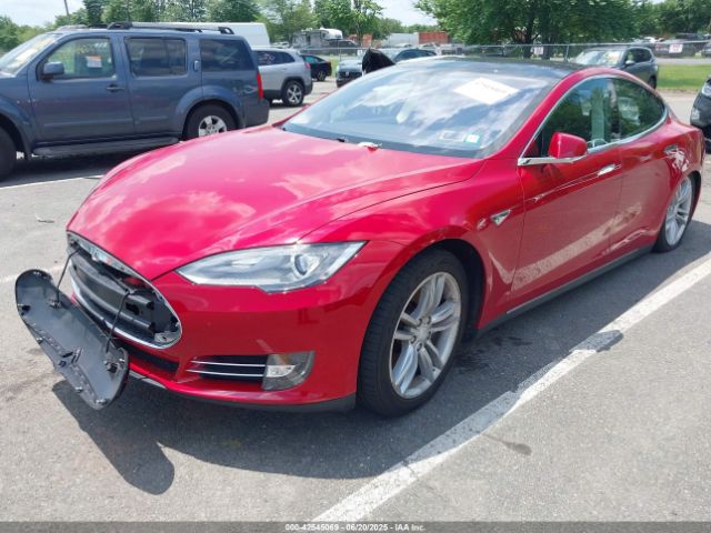 2013 TESLA MODEL S 5YJSA1CN2DFP21558 Photo 1