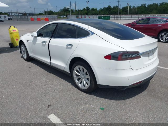 5YJSA1H12EFP39582 Tesla MODEL S