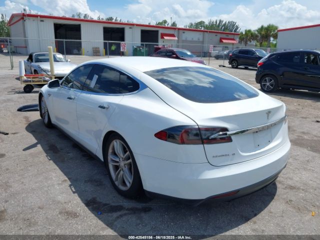 2013 TESLA MODEL S 5YJSA1AC8DFP10260 Photo 2
