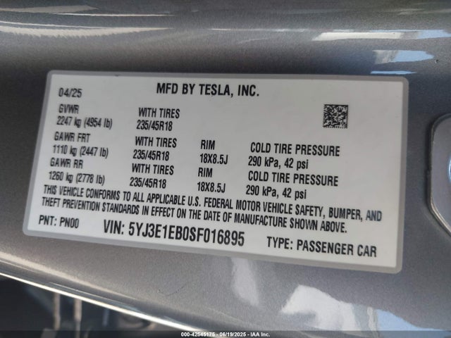 2025 TESLA MODEL 3 5YJ3E1EB0SF016895 Photo 8