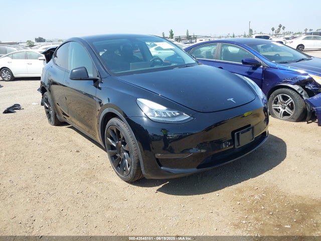 2022 TESLA MODEL Y 7SAYGDEE2NF359405 Photo 0