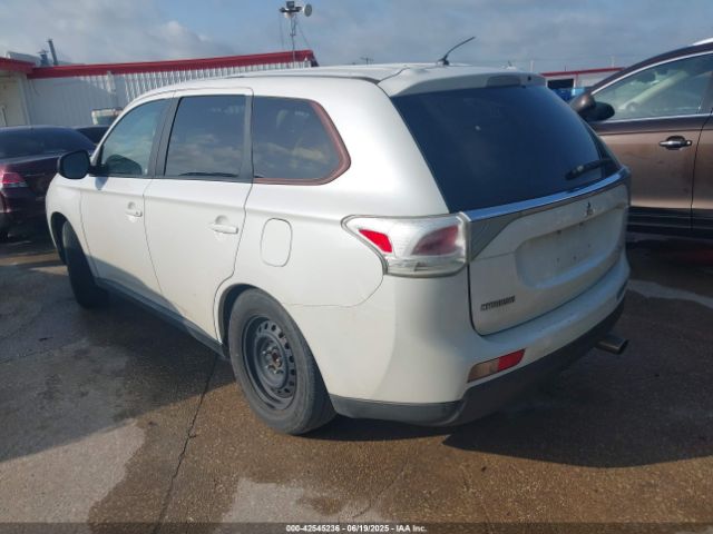 2014 MITSUBISHI OUTLANDER JA4AD2A3XEZ017267 Photo 2