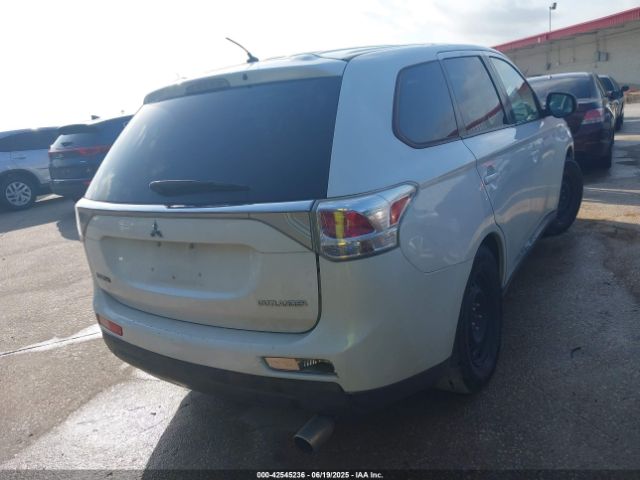 2014 MITSUBISHI OUTLANDER JA4AD2A3XEZ017267 Photo 3