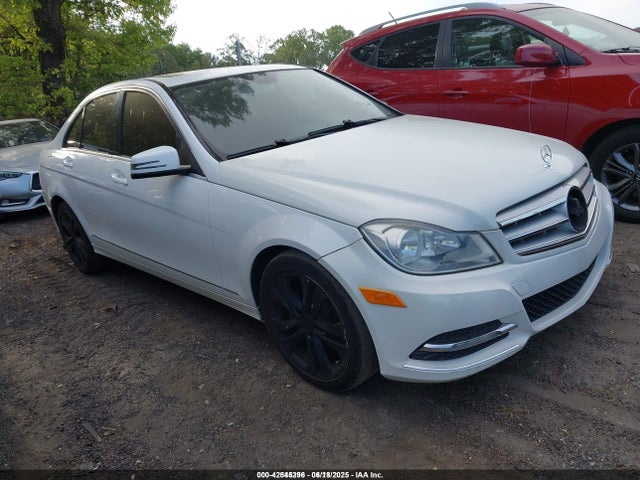 Продажа на аукционе авто 2013 Mercedes-benz C 250 Luxury/sport, vin: WDDGF4HB5DR245622, номер лота: 42545296