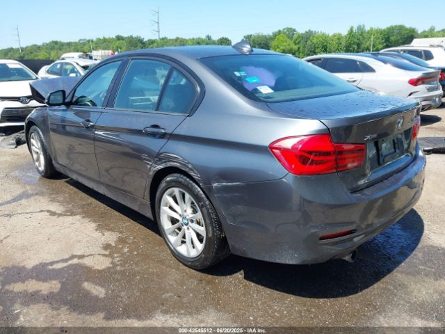 2016 BMW 320I WBA8A3C52GK689284 Photo 2