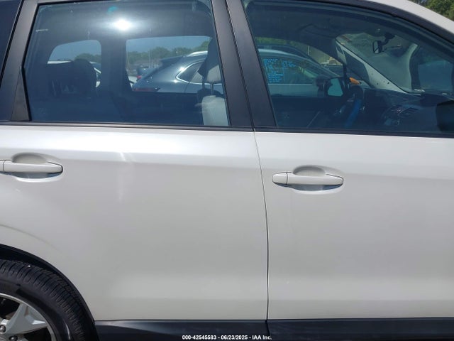 2015 Subaru Forester 2.5i მანქანა იყიდება აუქციონზე, vin: JF2SJABC3FH456315, აუქციონის ნომერი: 42545583