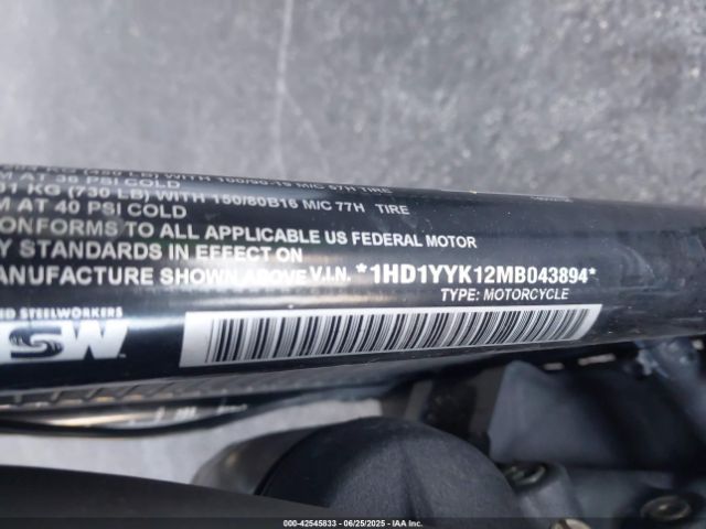 2021 HARLEY-DAVIDSON FXBBS 1HD1YYK12MB043894 Photo 9