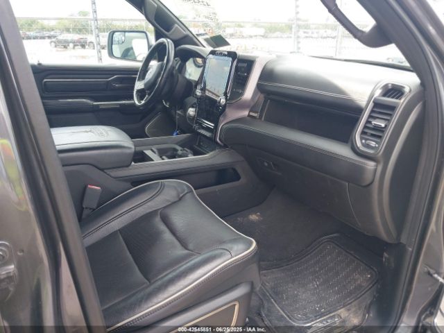 2019 RAM 1500 1C6SRFPT0KN519175 Photo 4